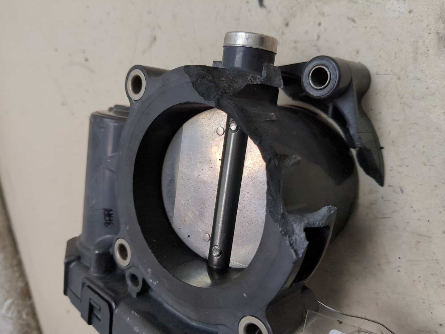 Заслонка дроссельная электрическая