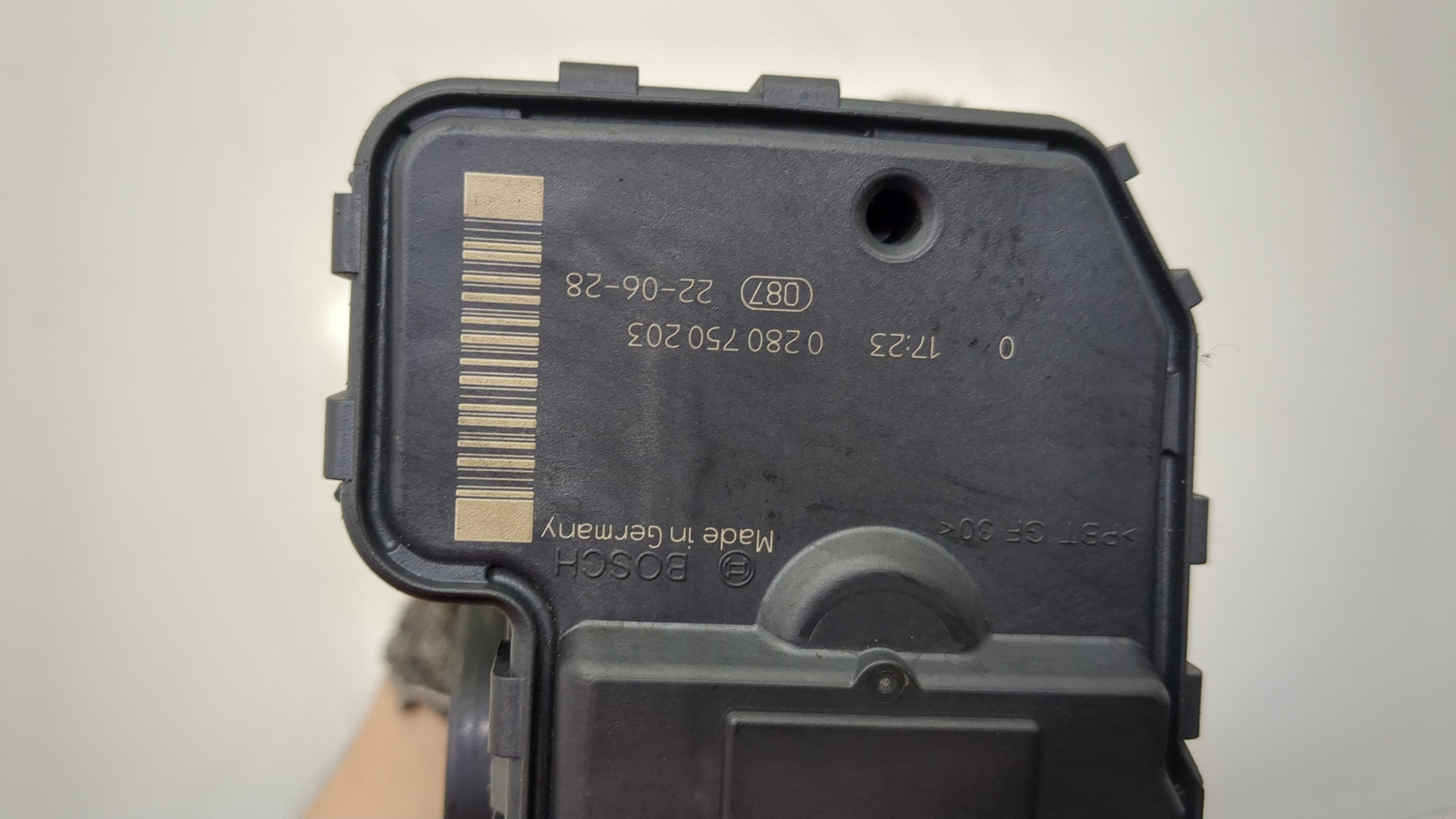 Заслонка дроссельная электрическая