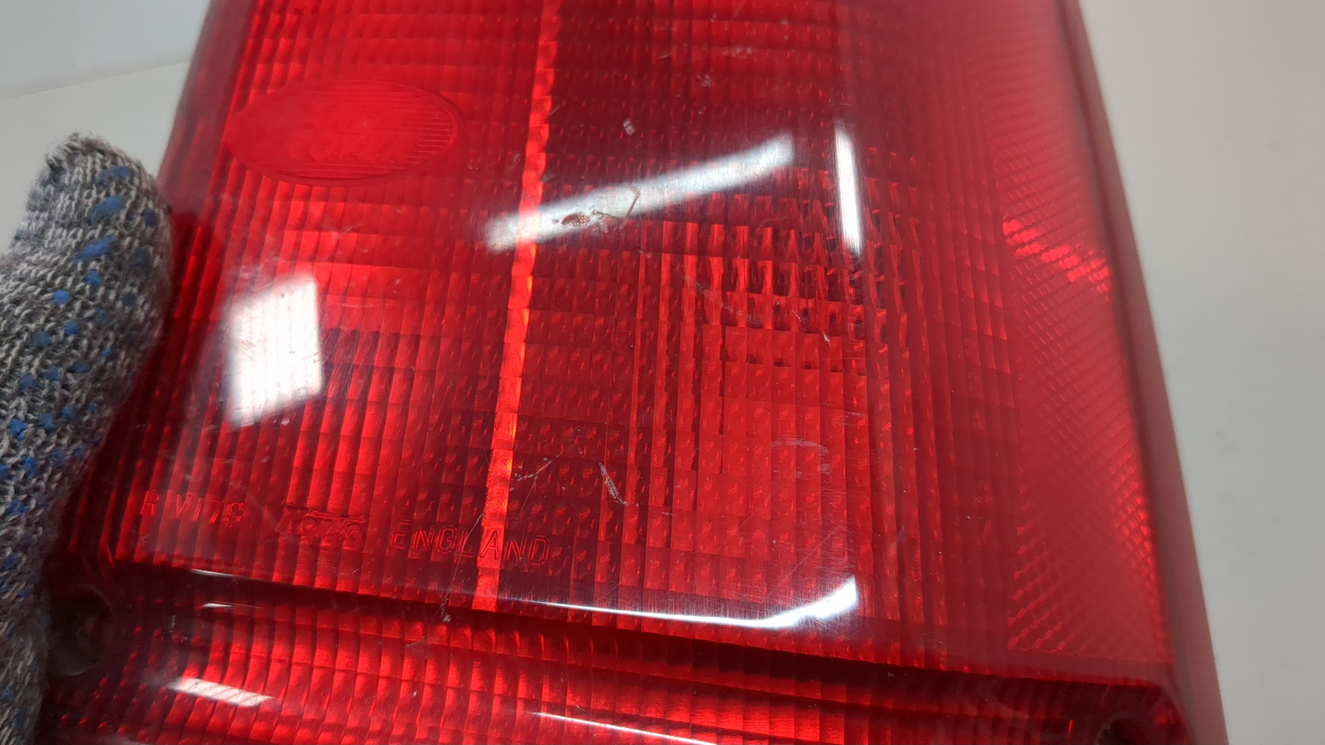 Фонарь задний правый