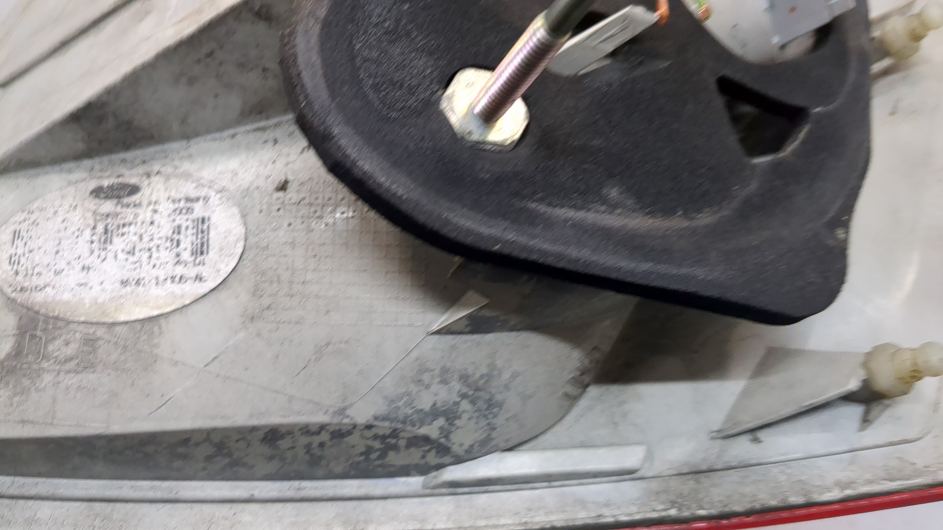 Фонарь задний левый