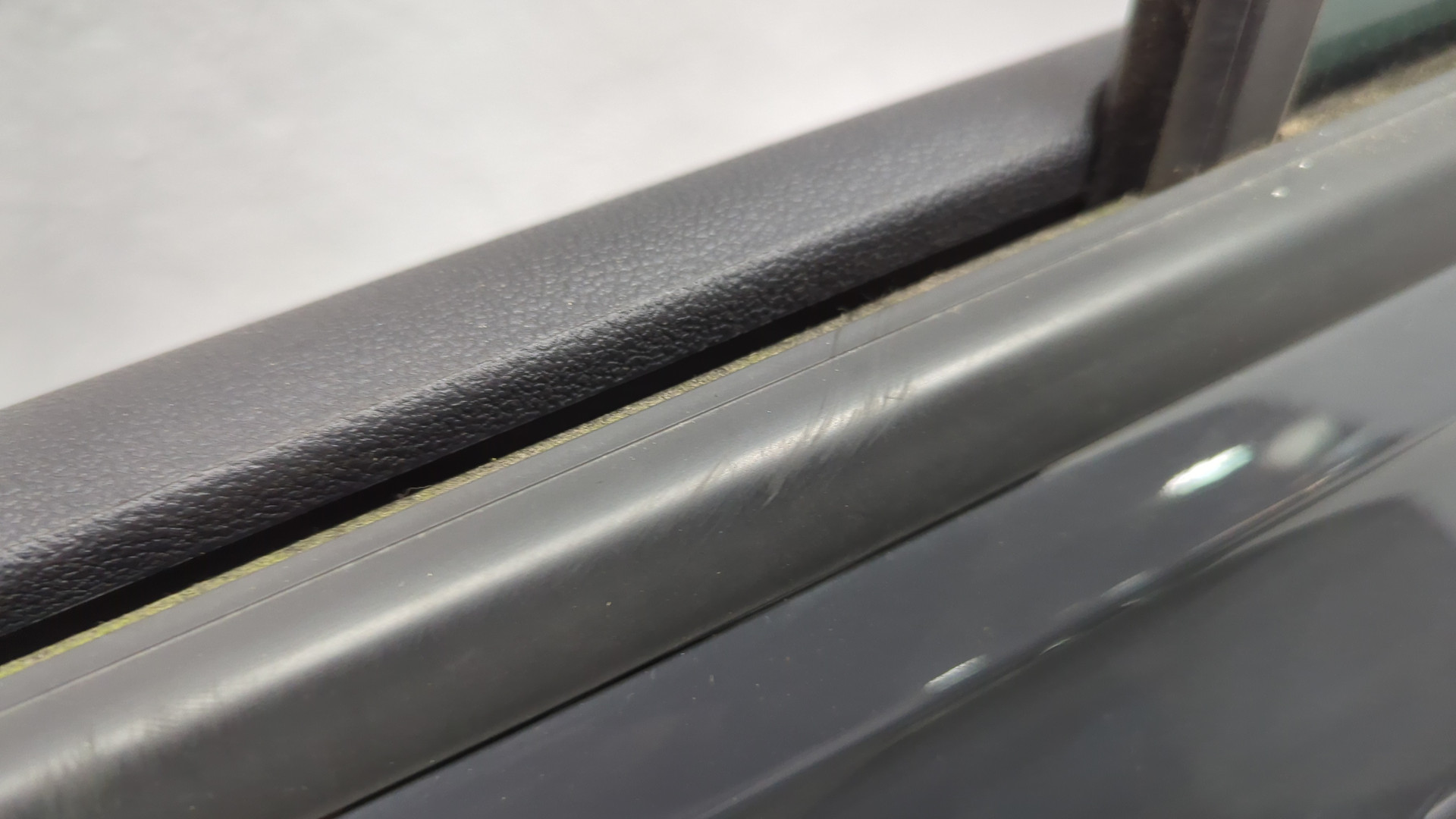 Дверь задняя левая