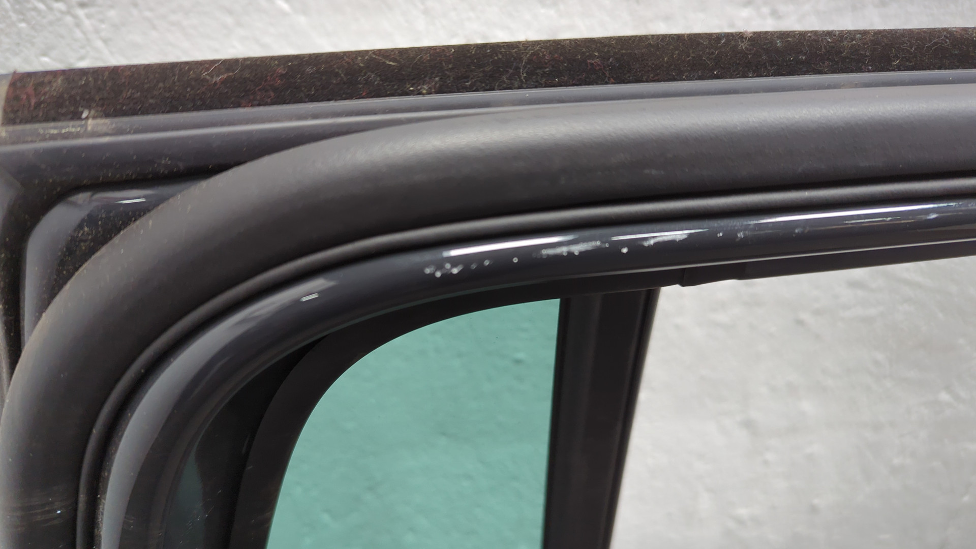 Дверь задняя левая