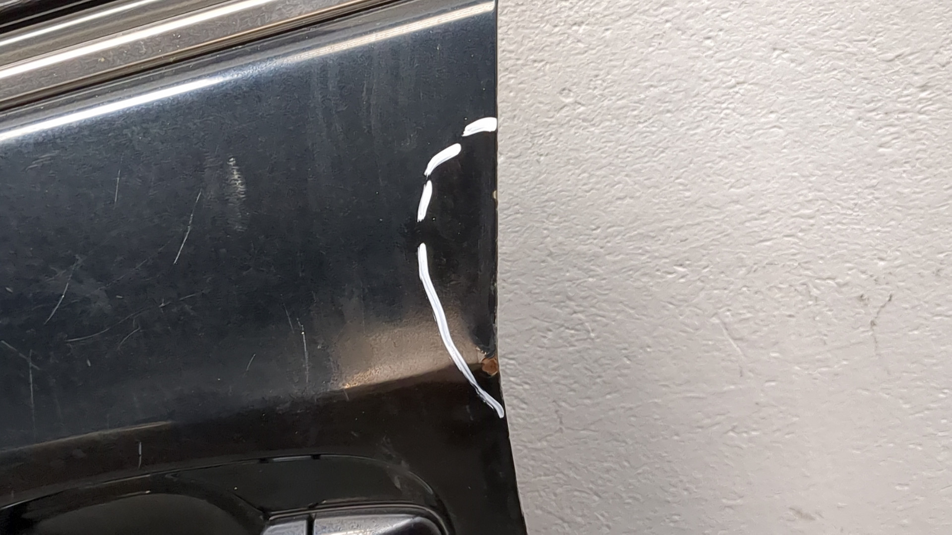 Дверь передняя левая