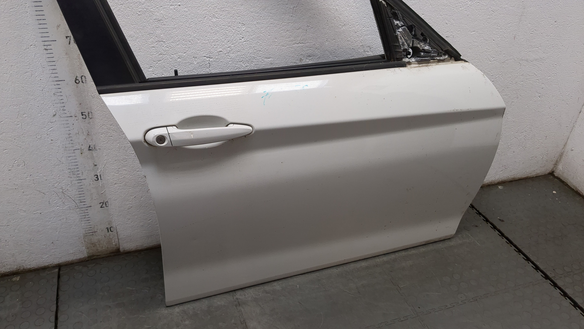 Дверь передняя правая