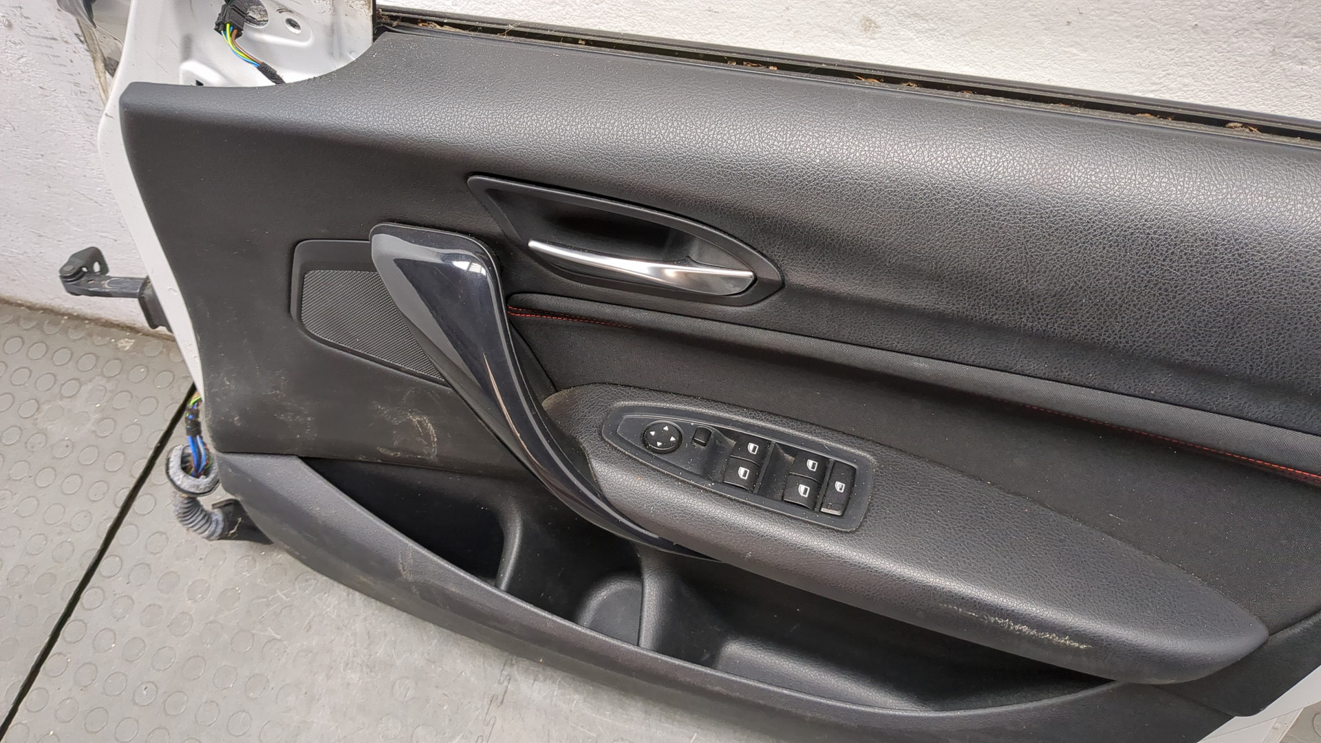 Дверь передняя правая