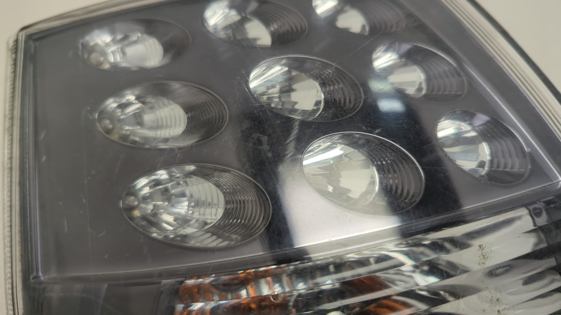 Фонарь задний левый