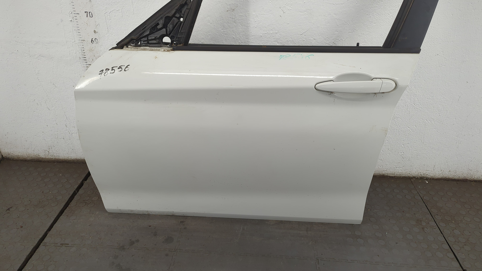 Дверь передняя левая