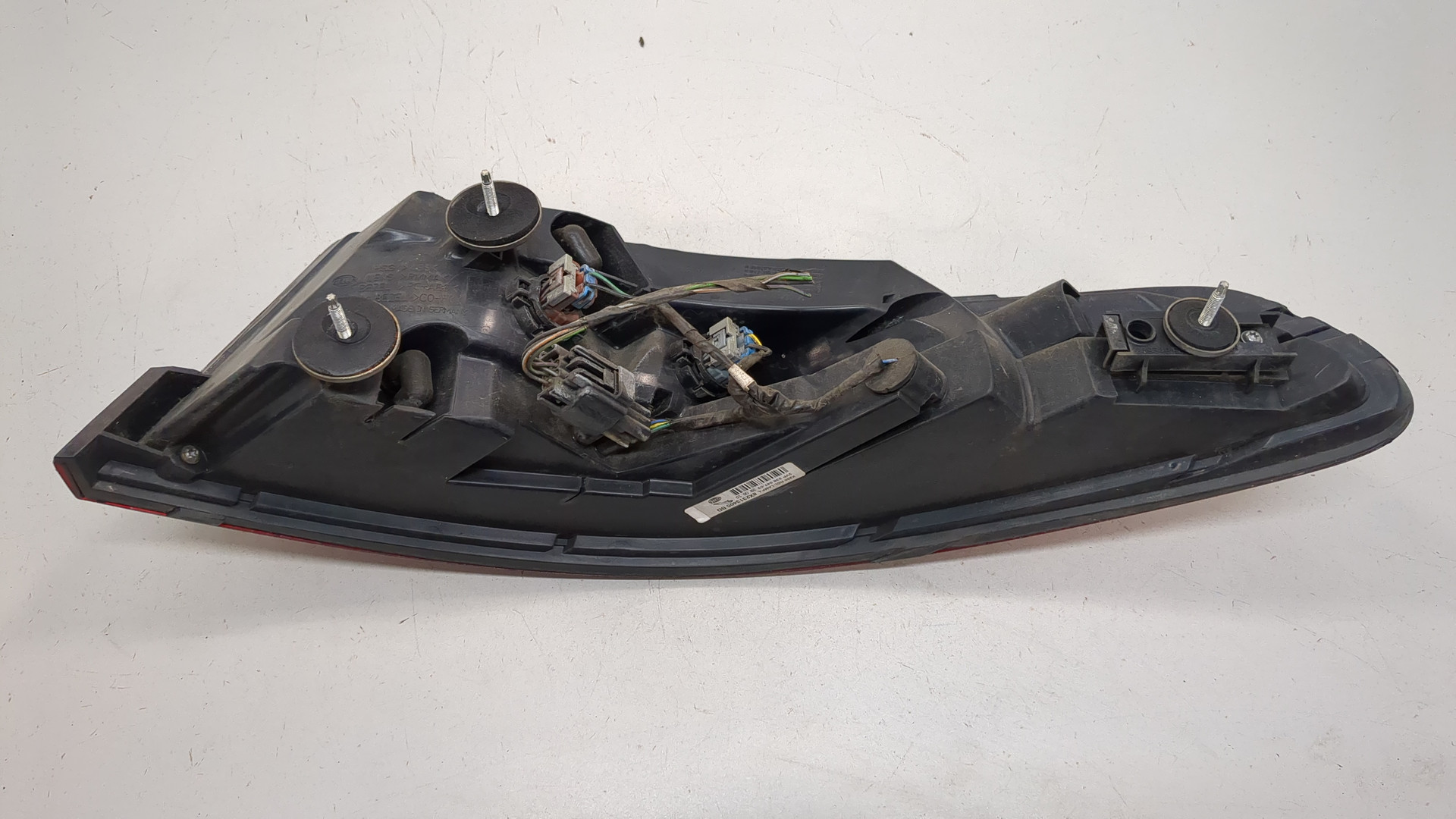 Фонарь задний левый