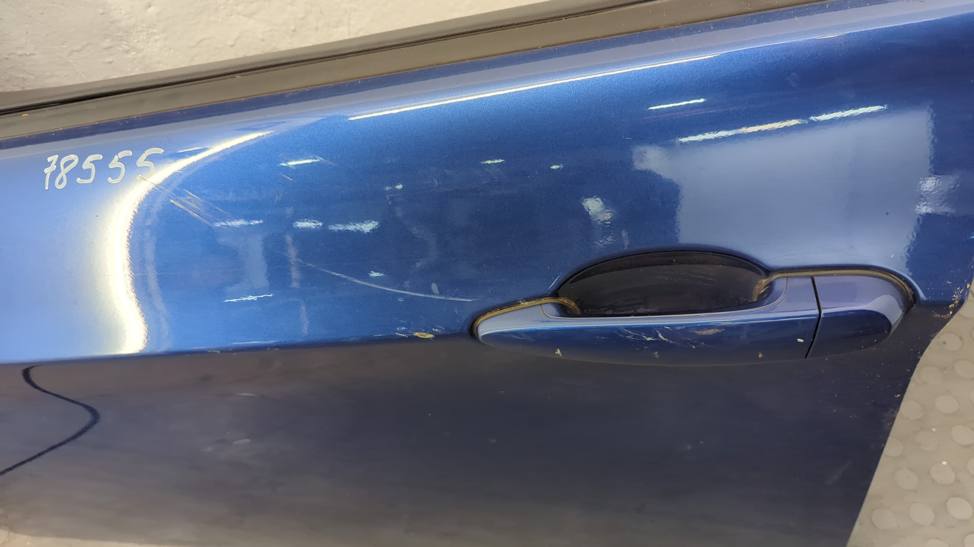 Дверь передняя левая