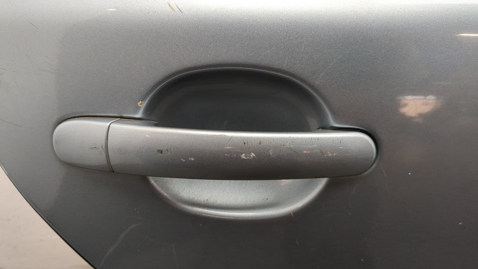 Дверь задняя правая