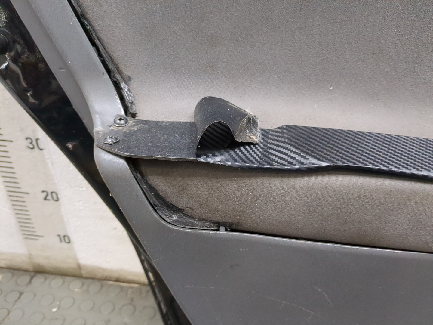 Дверь задняя левая