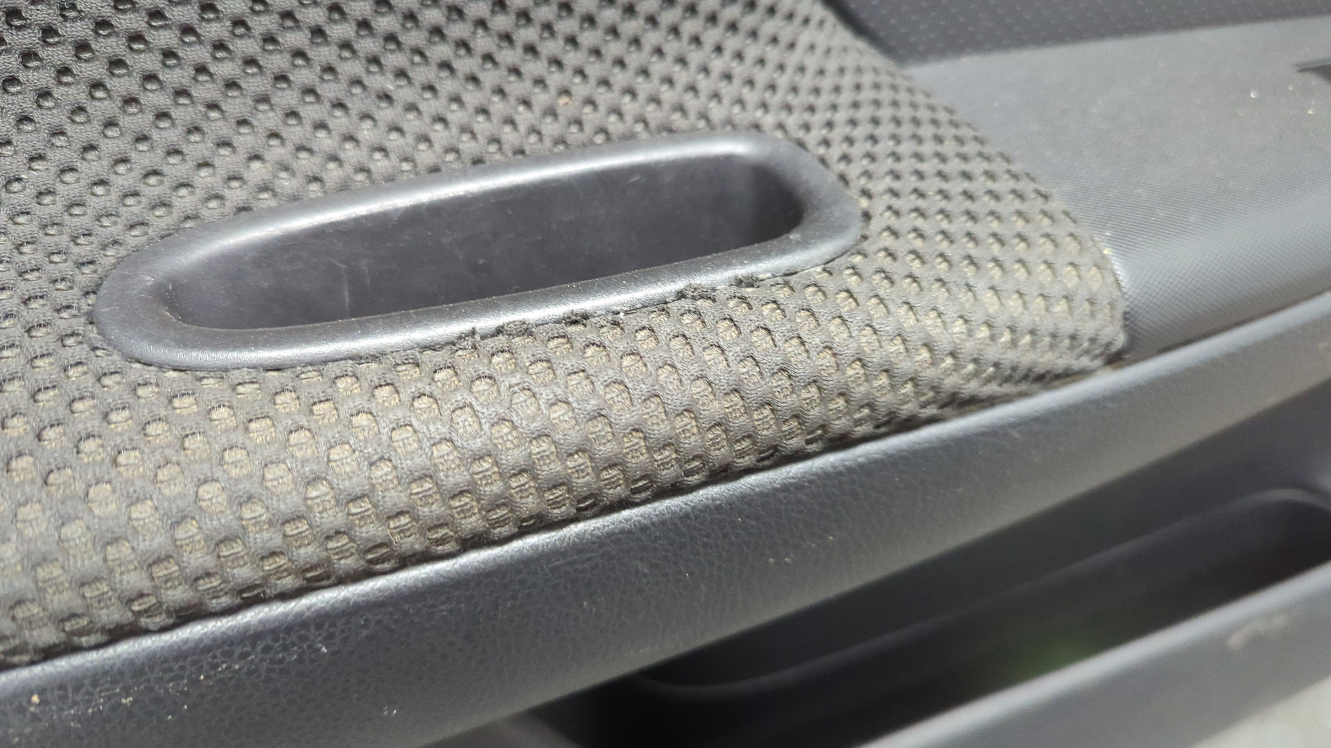 Дверь передняя левая