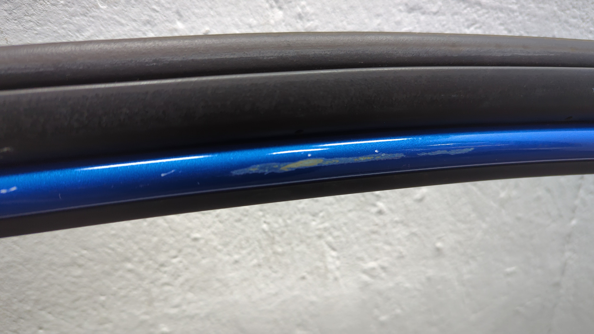 Дверь передняя левая