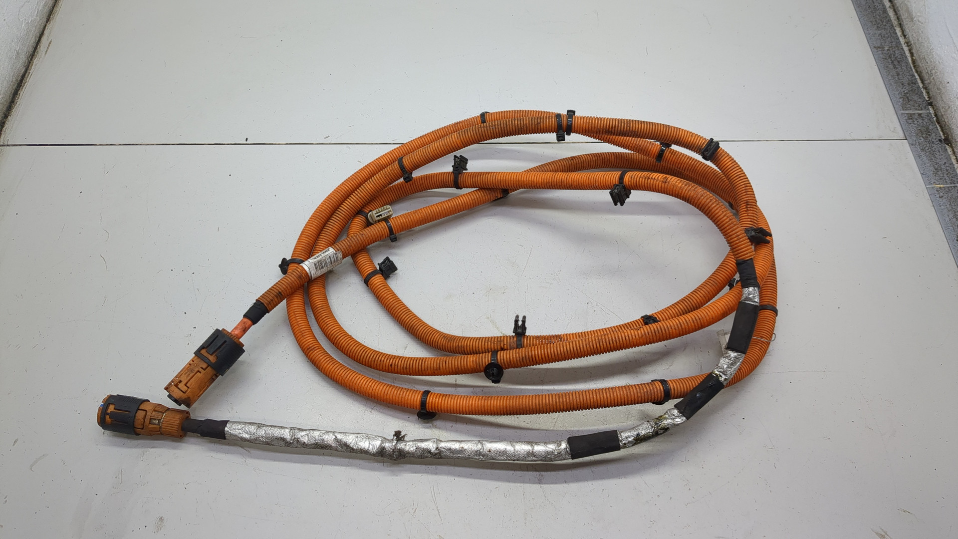 Провод высокого напряжения