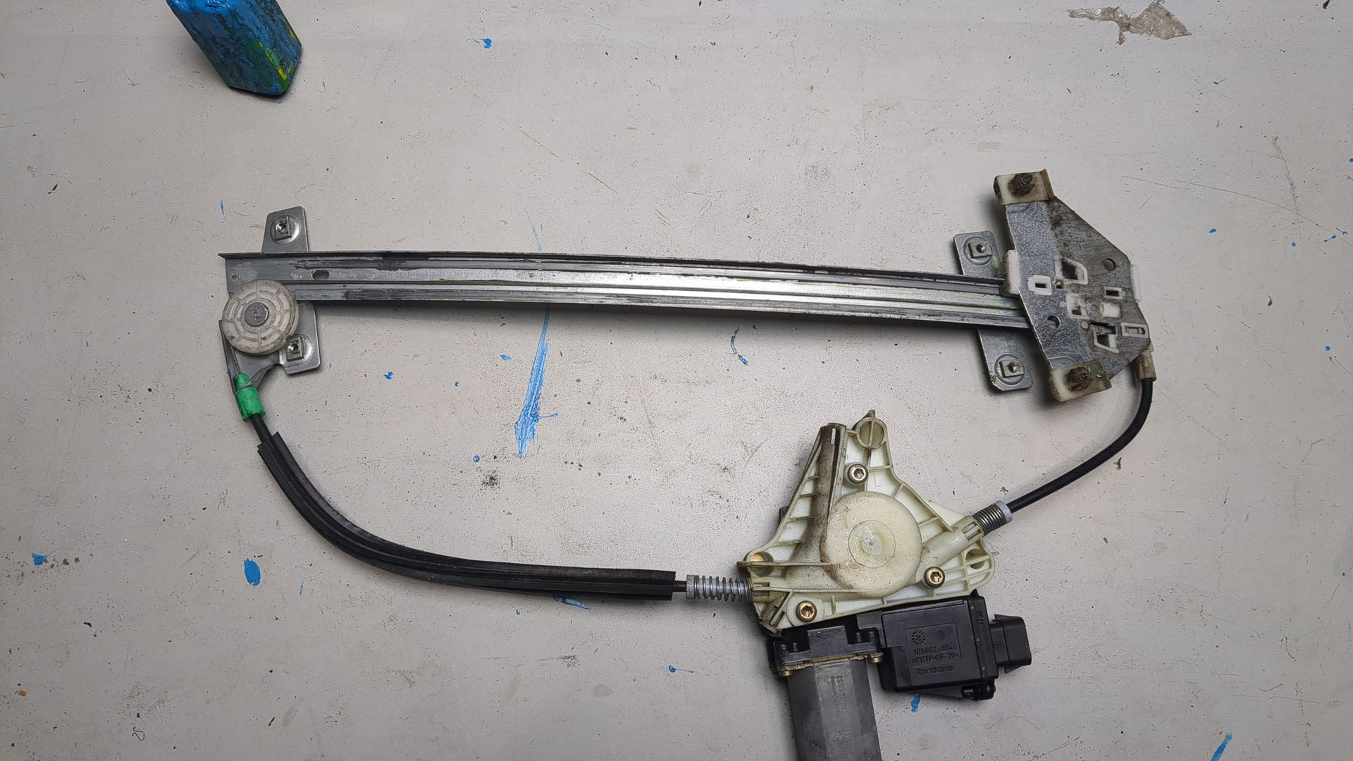 Стеклоподъемник электр. передний левый