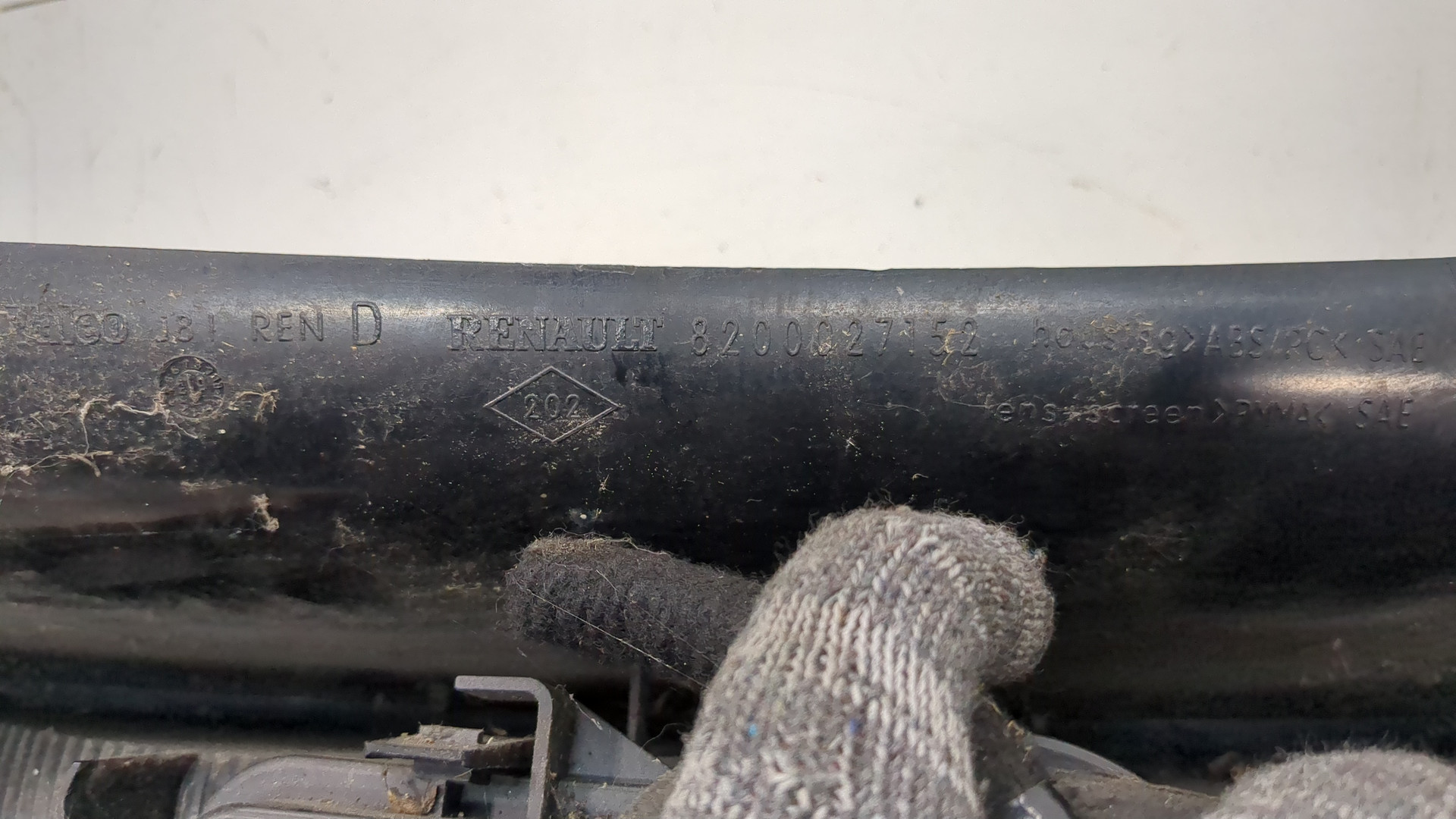 Фонарь задний правый