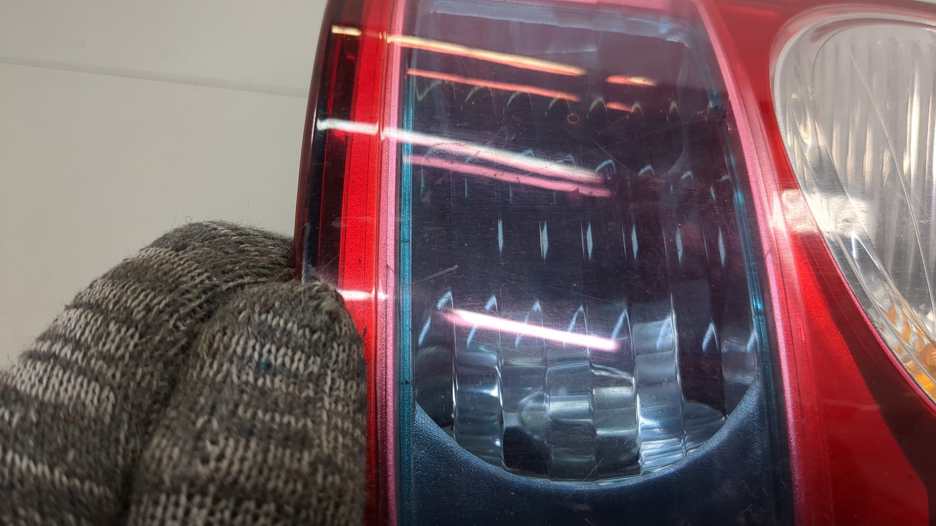 Фонарь задний правый