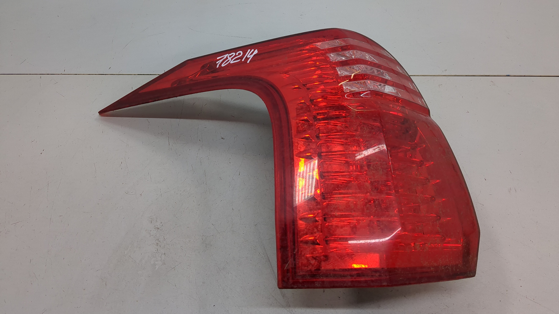 Фонарь задний левый