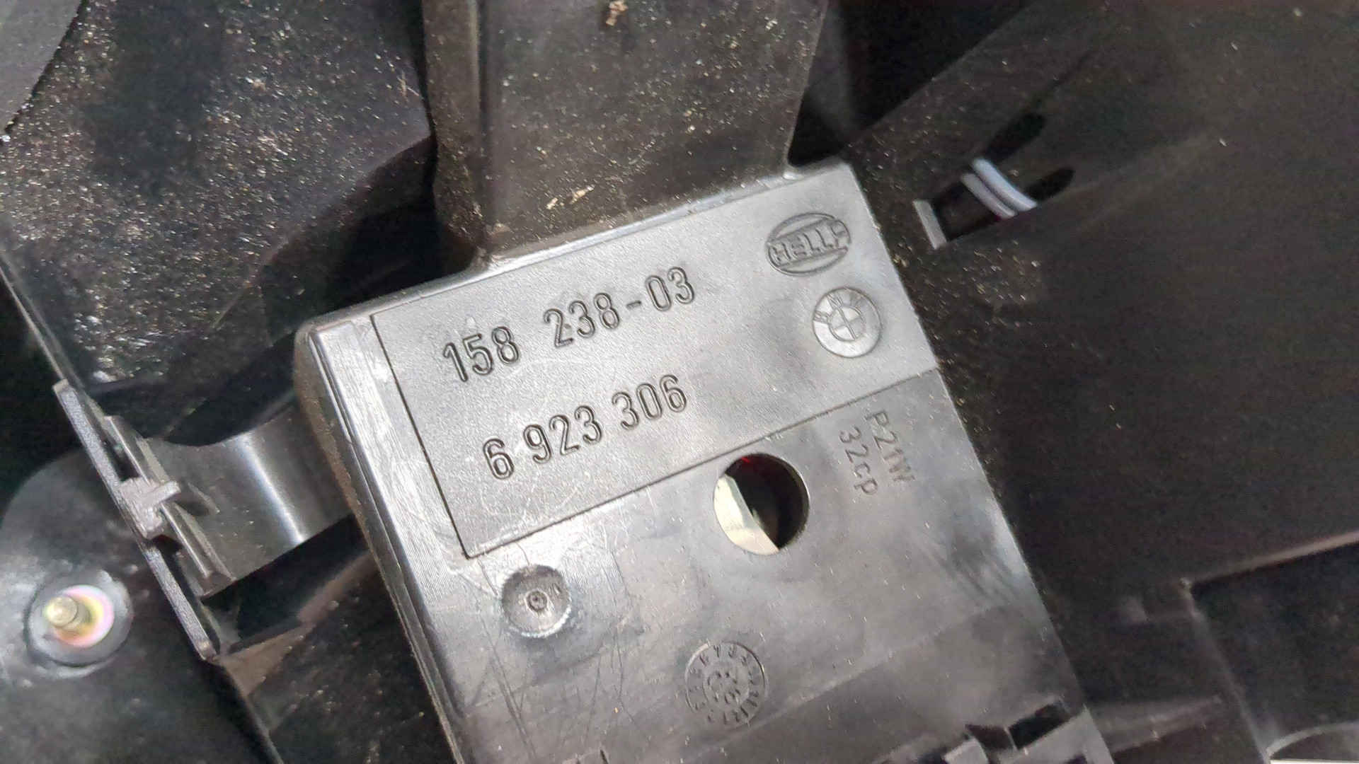 Фонарь задний правый