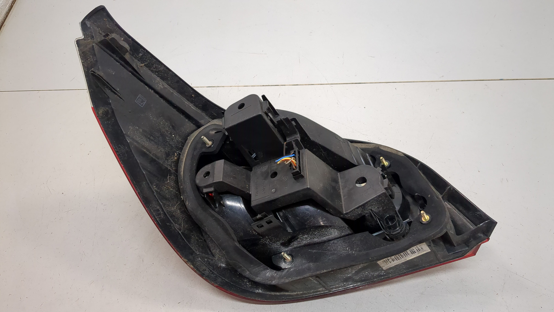 Фонарь задний правый