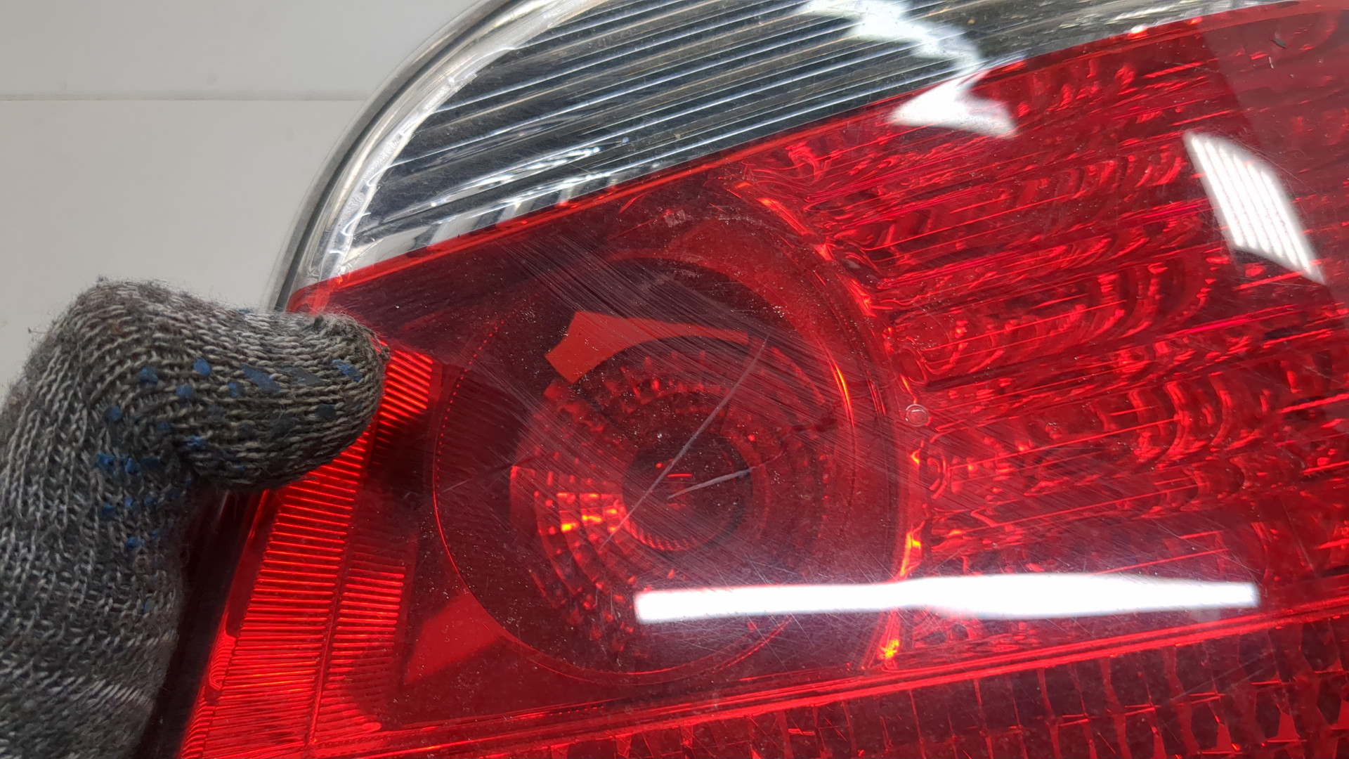 Фонарь задний правый