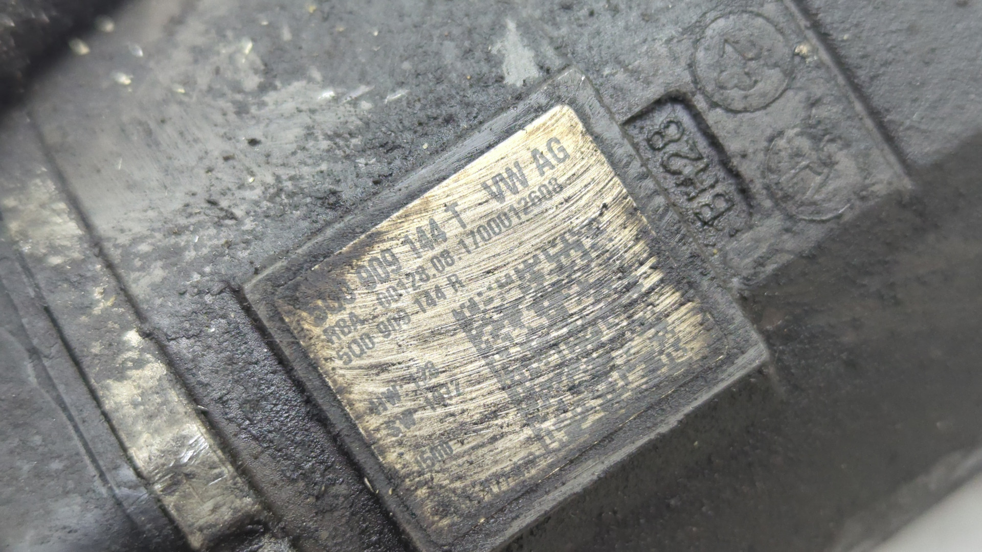 Серводвигатель рулевой рейки