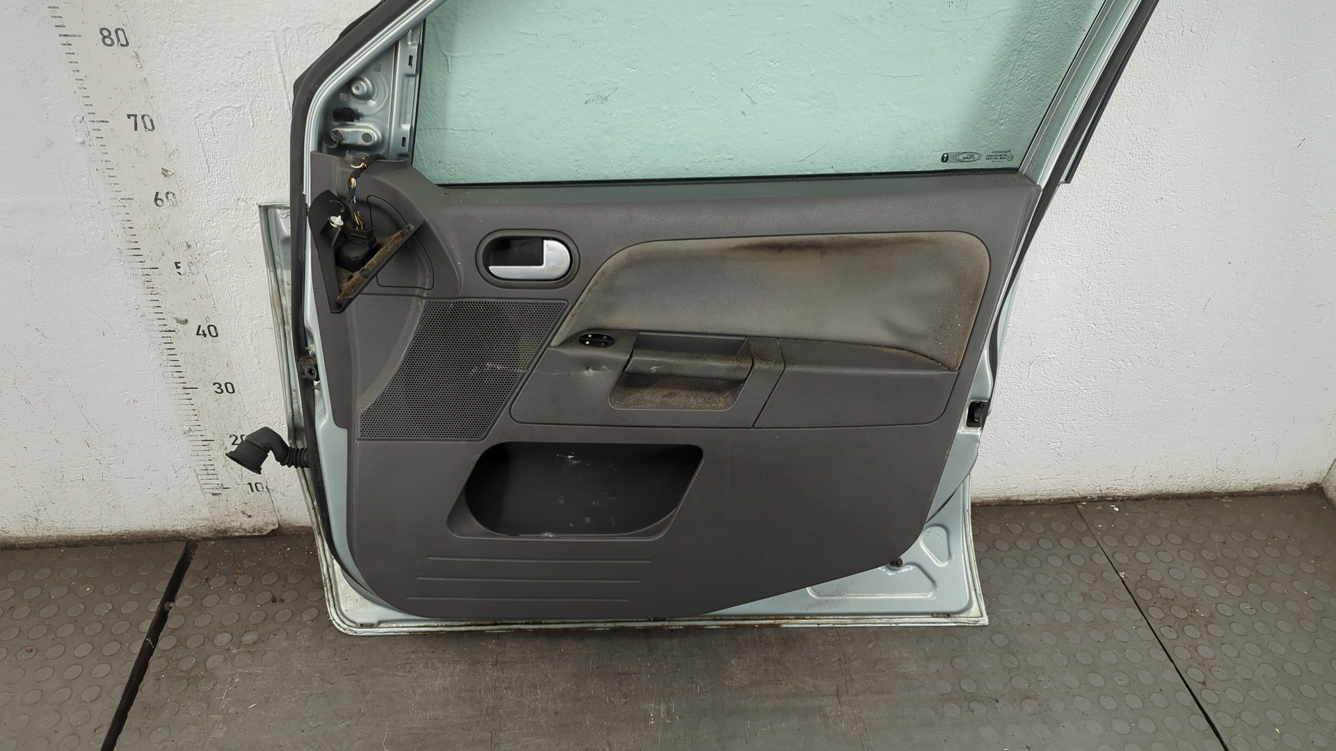 Дверь передняя правая