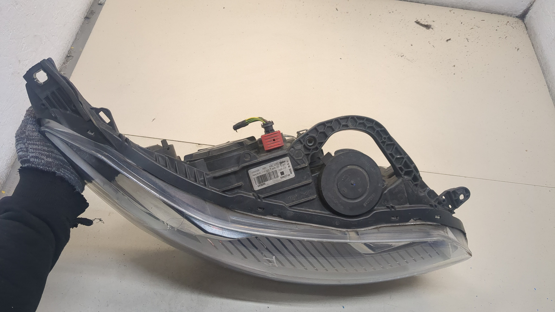 Фара правая