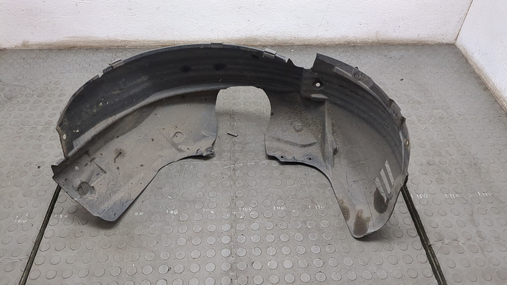 Локер передний правый