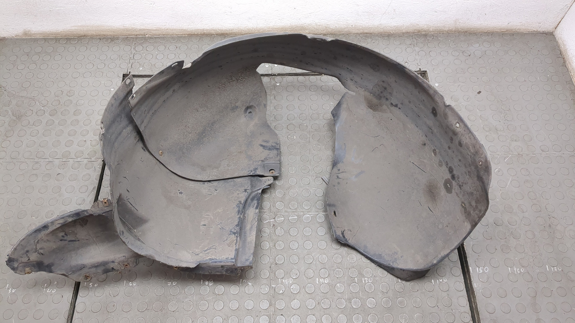 Локер передний левый