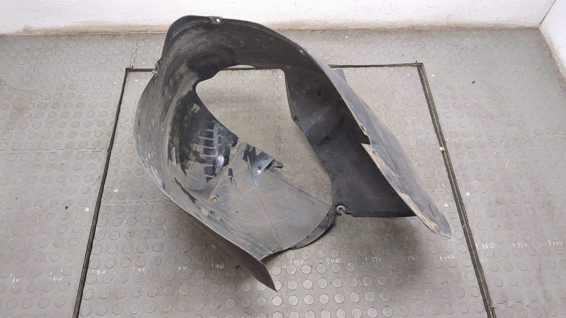 Локер передний левый