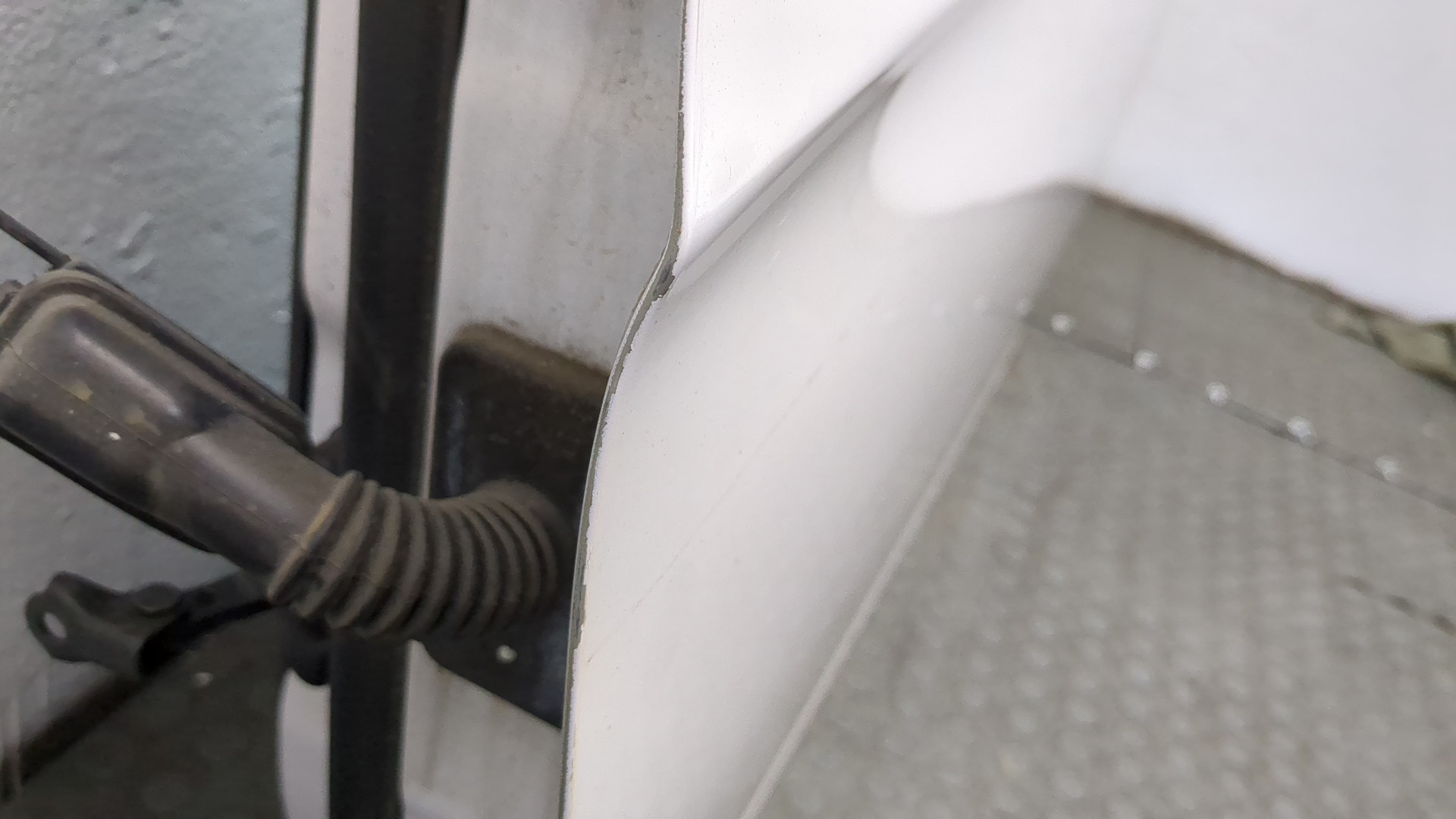 Дверь передняя левая