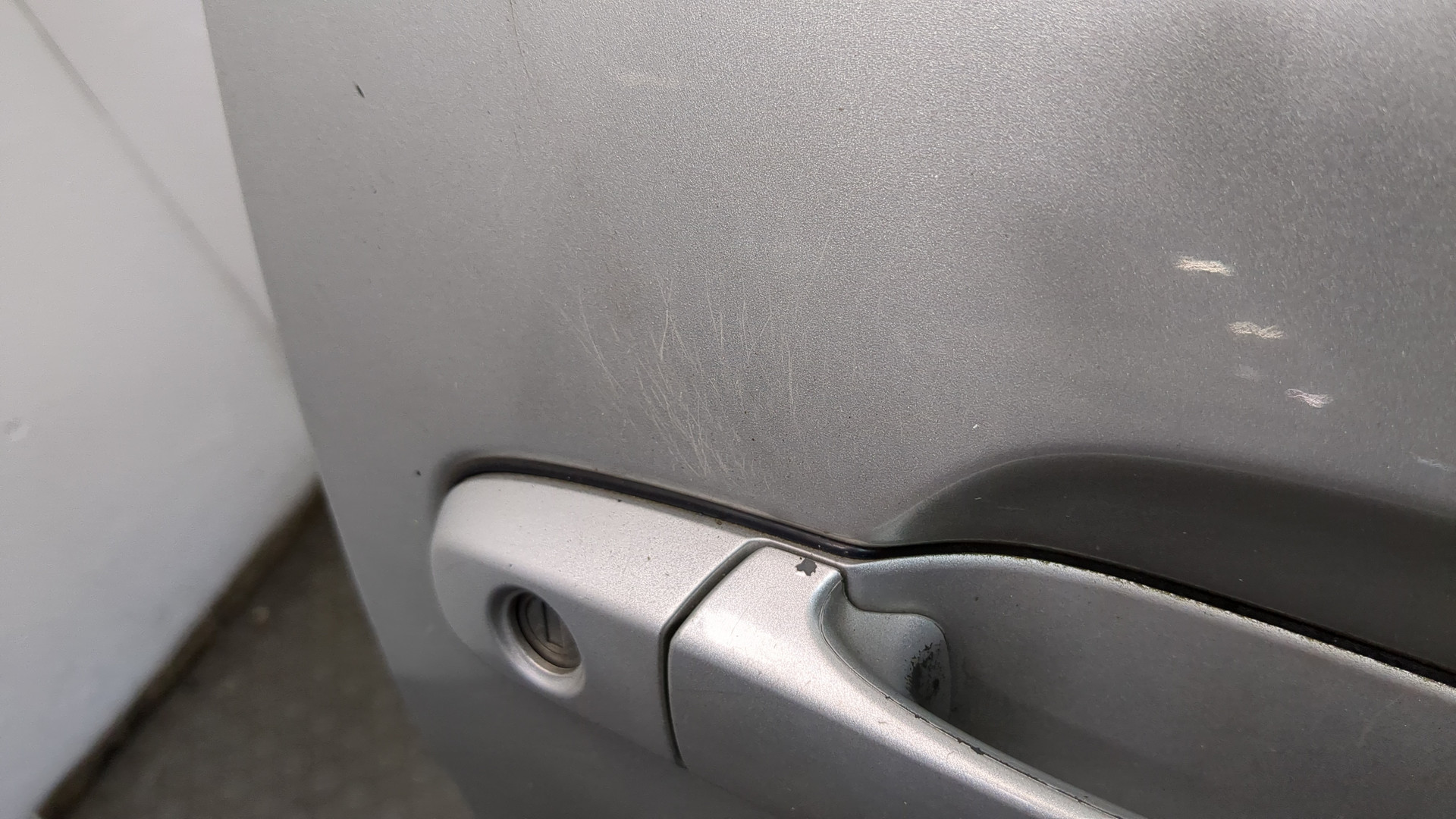 Дверь передняя правая