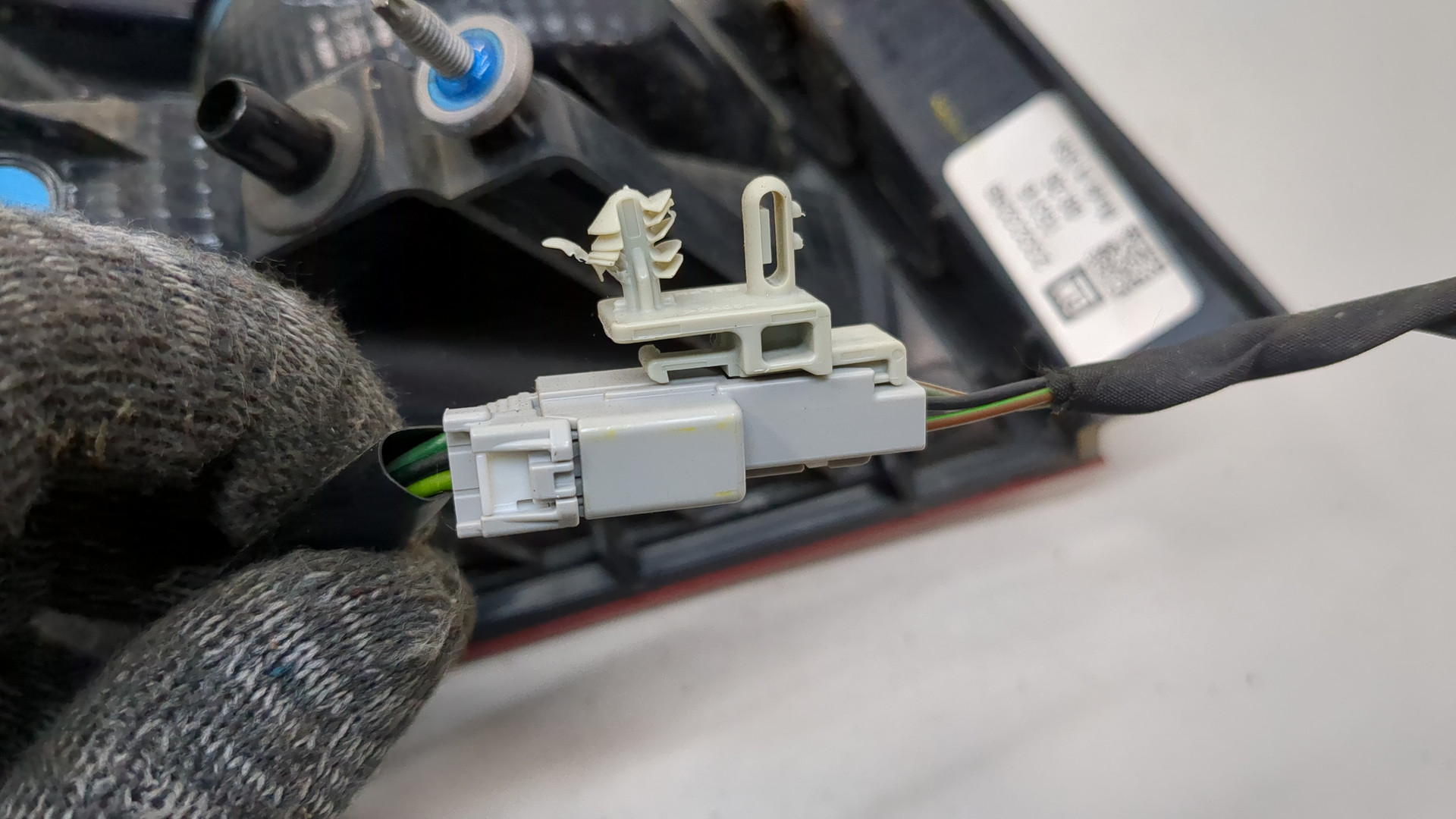 Фонарь задний правый