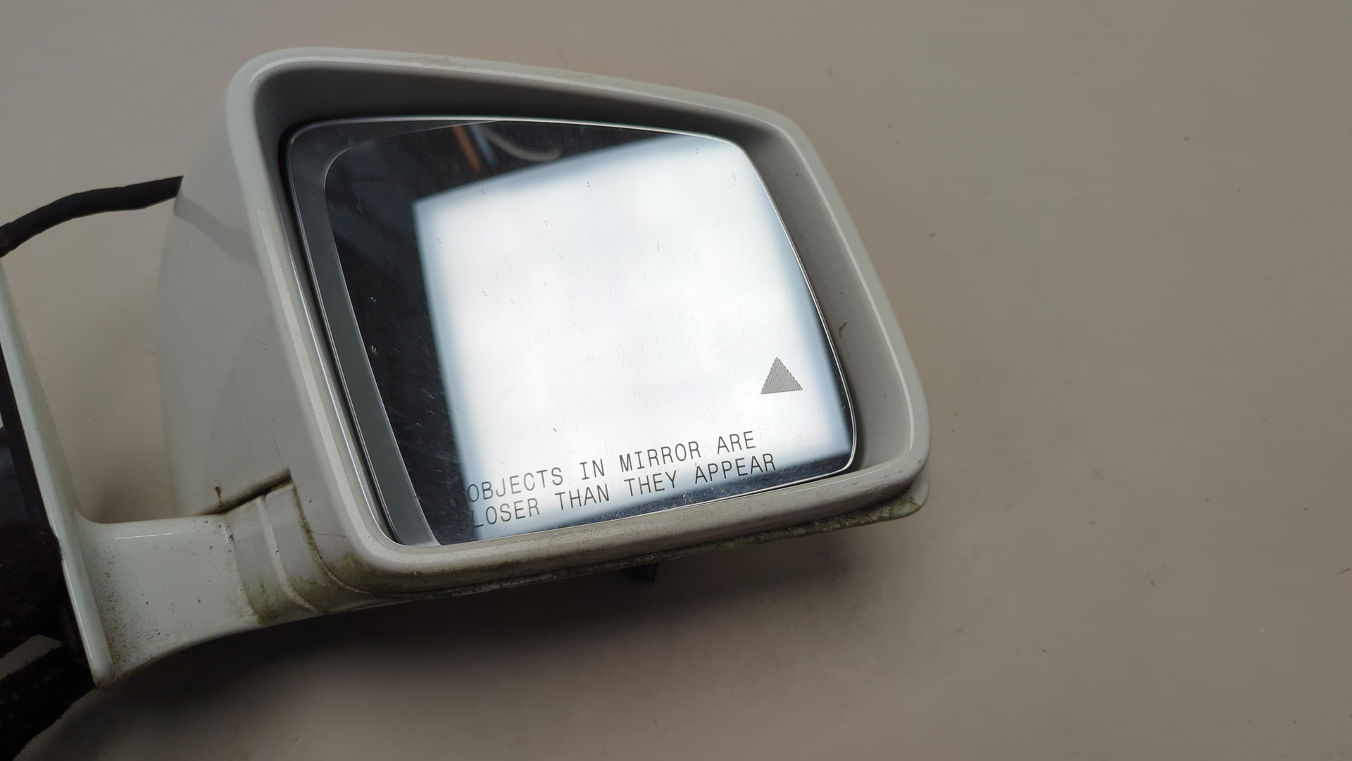 Зеркало правое электрическое