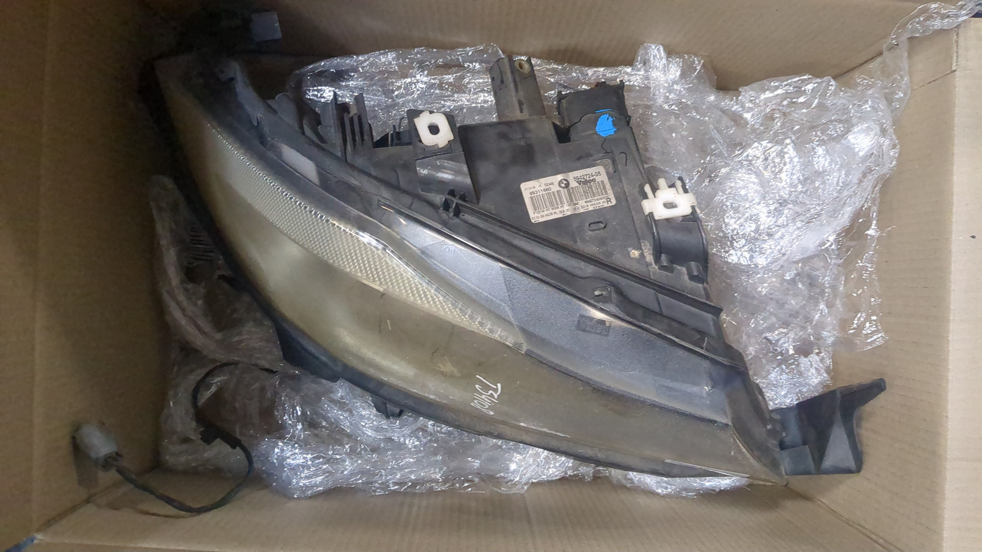 Фара правая