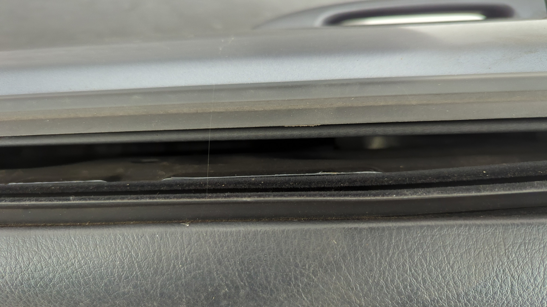 Дверь передняя правая