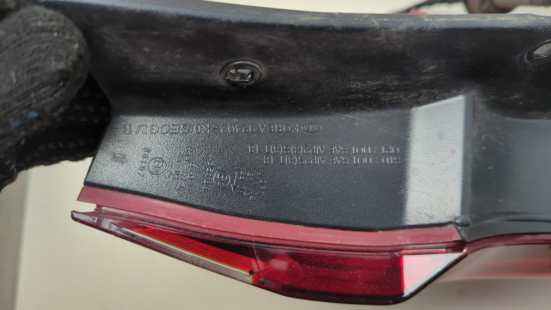 Фонарь задний правый