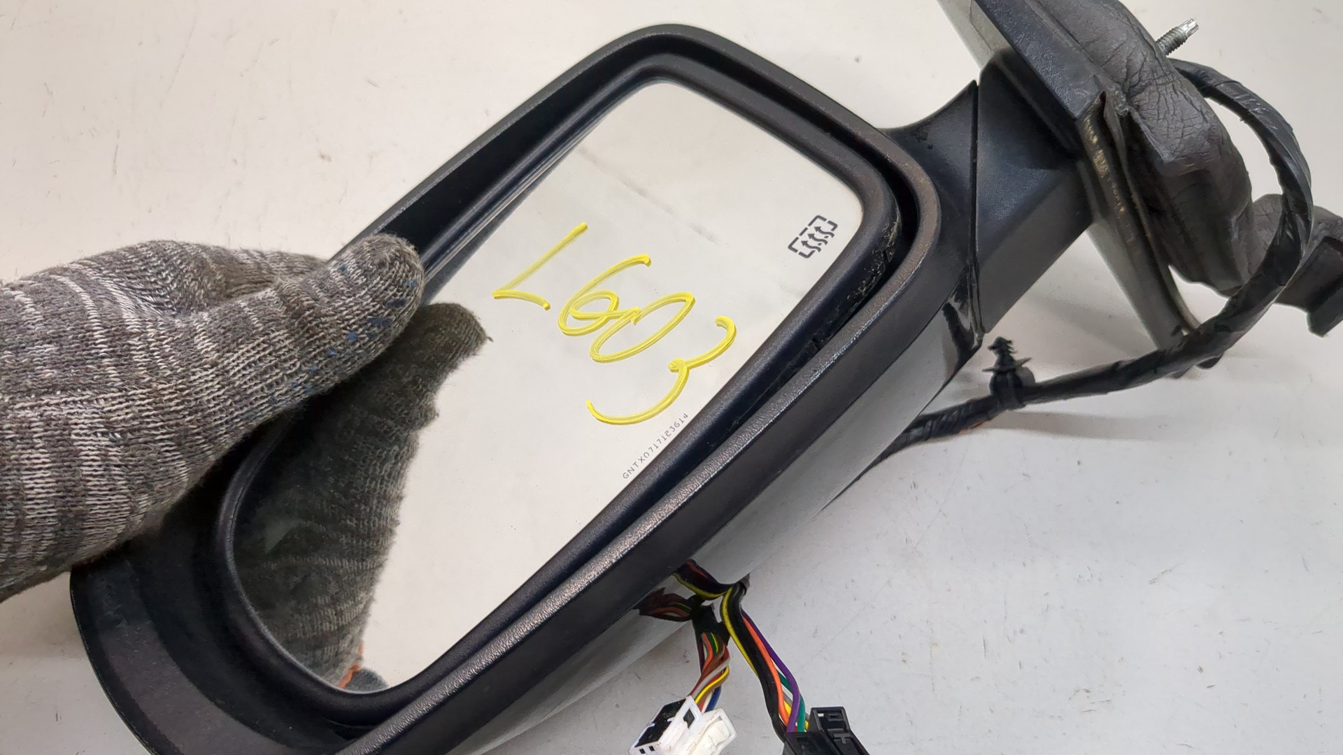 Зеркало левое электрическое