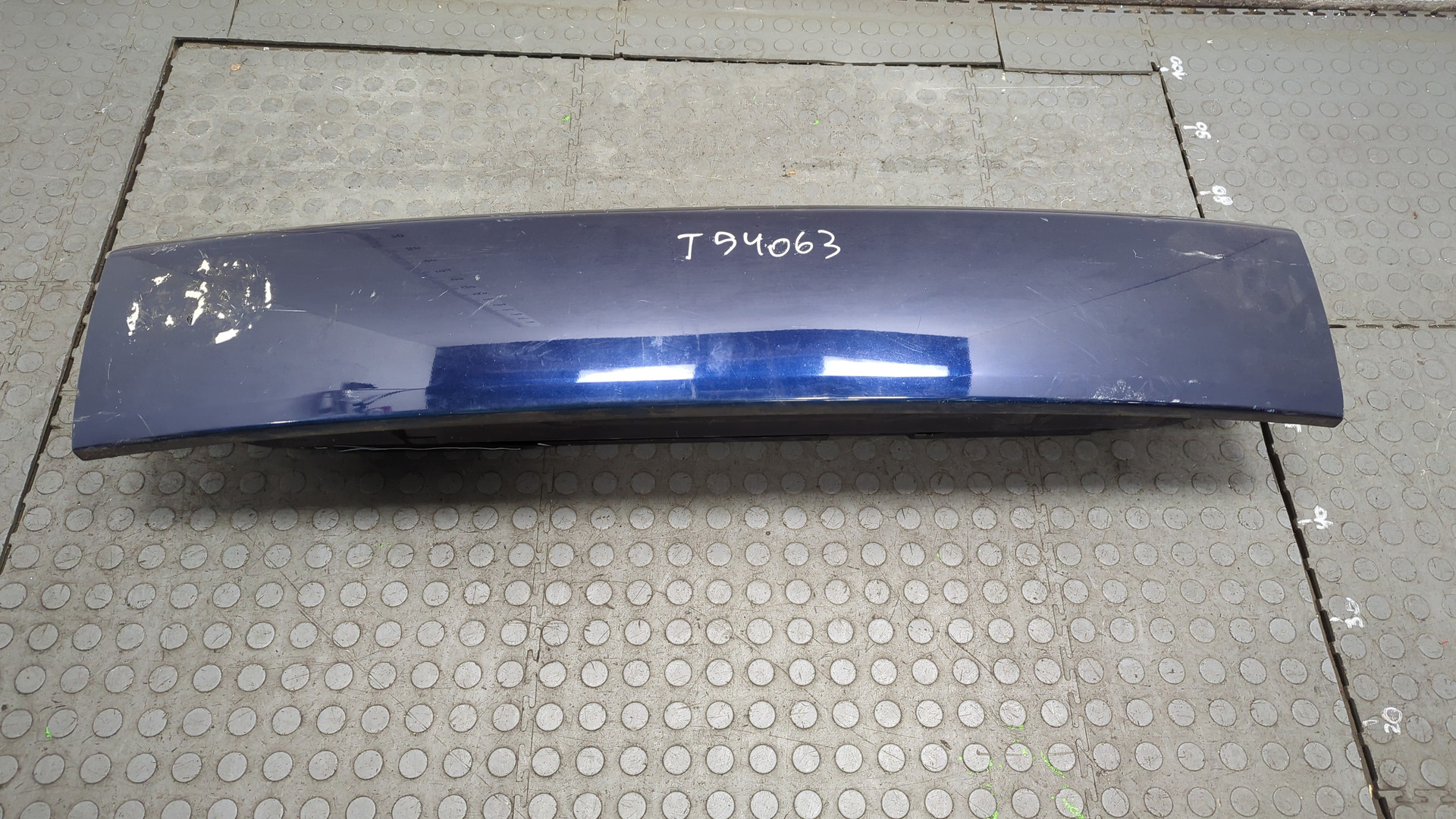 Дверь багажника нижняя (борт)