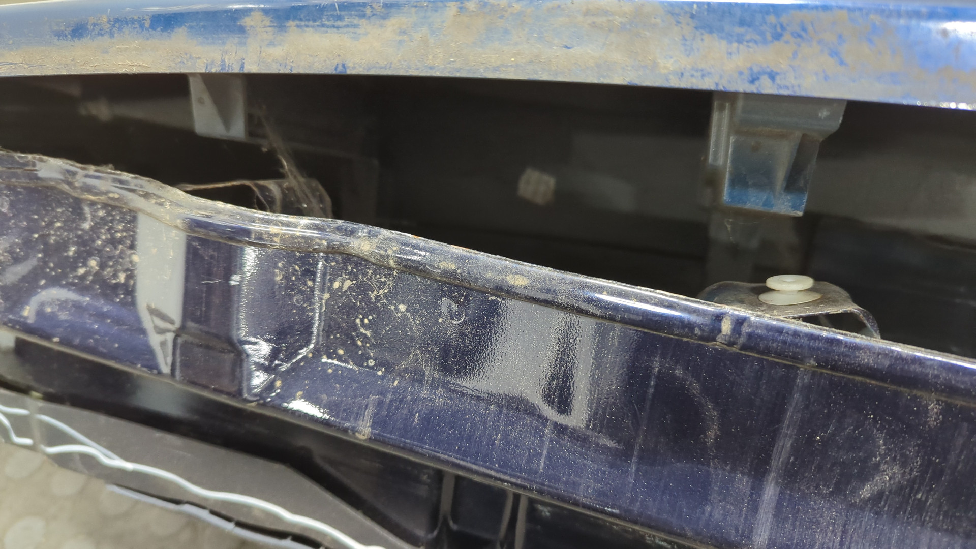 Дверь багажника нижняя (борт)