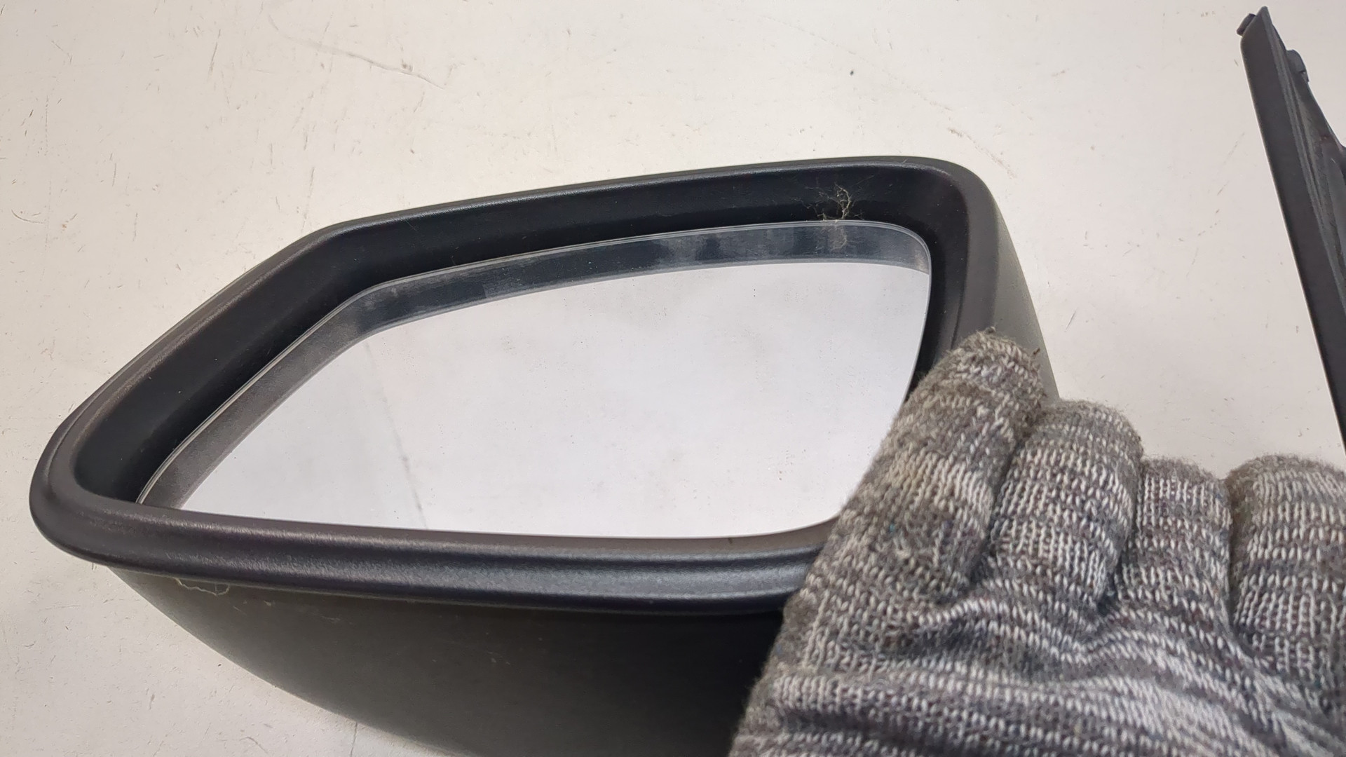 Зеркало левое электрическое