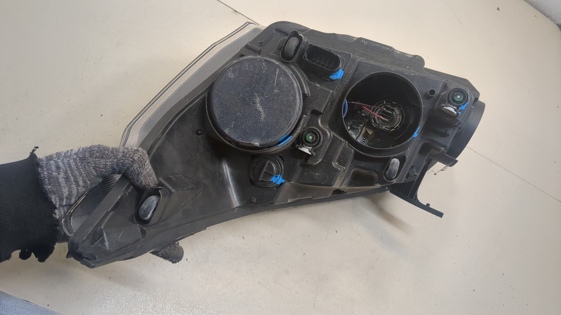 Фара правая