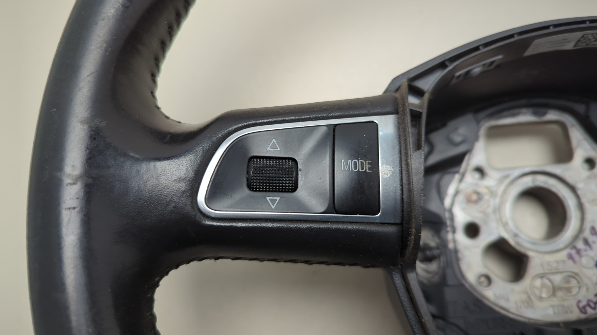 Рулевое колесо (руль)