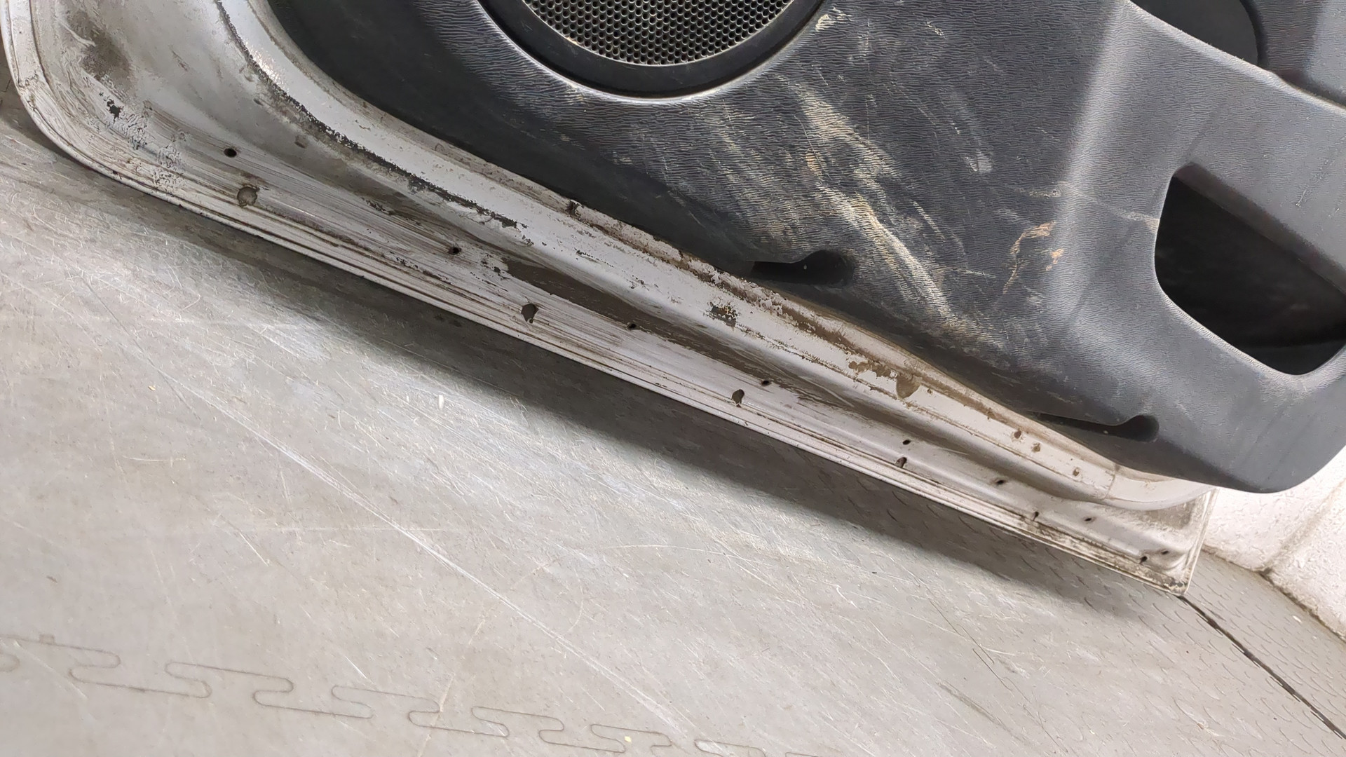 Дверь передняя правая