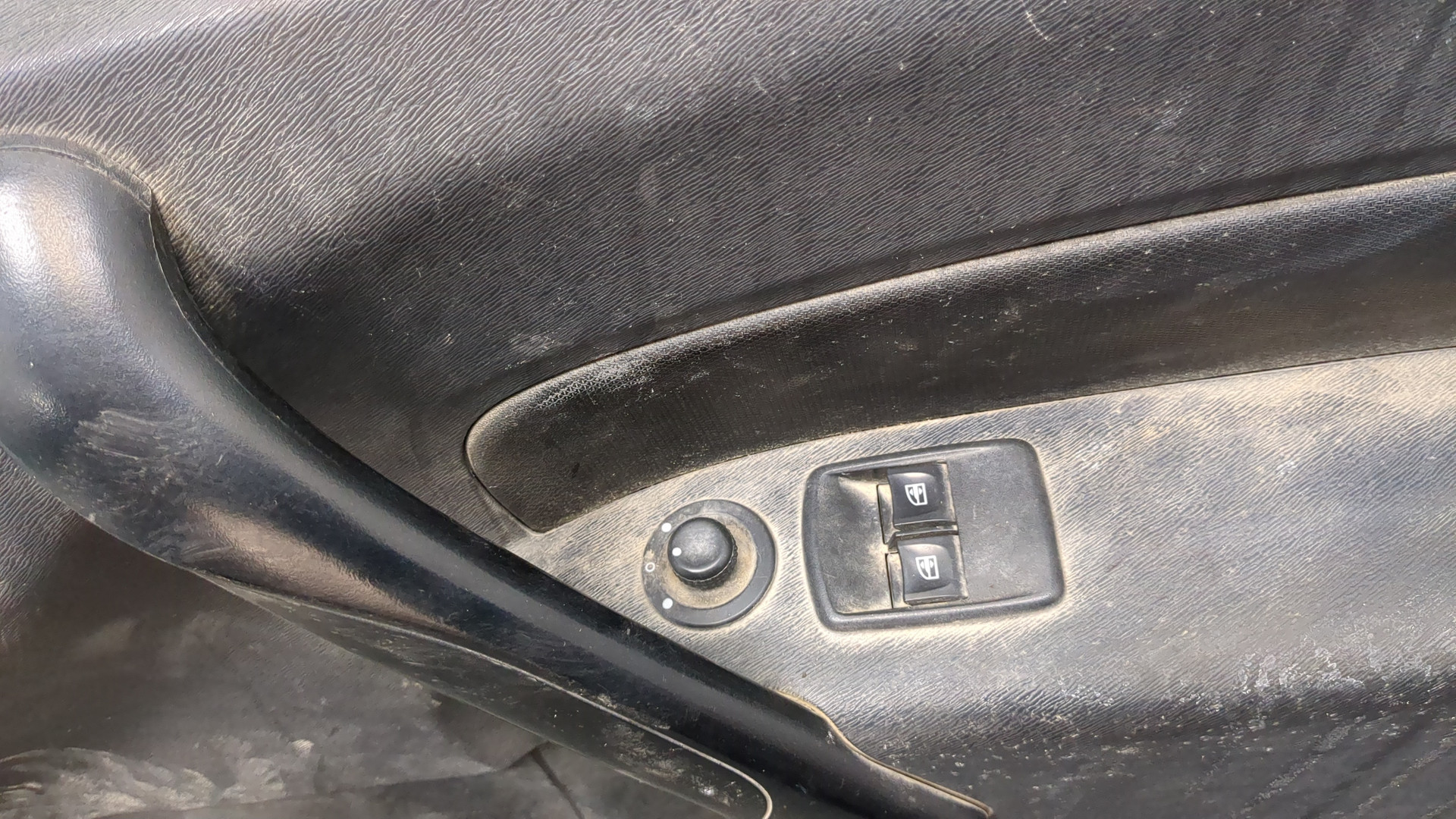 Дверь передняя правая