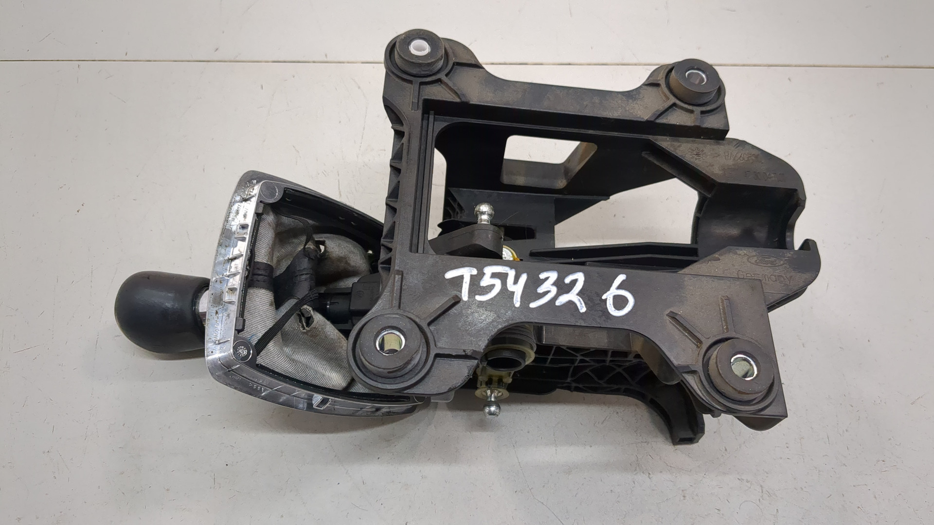 Кулиса МКПП / АКПП