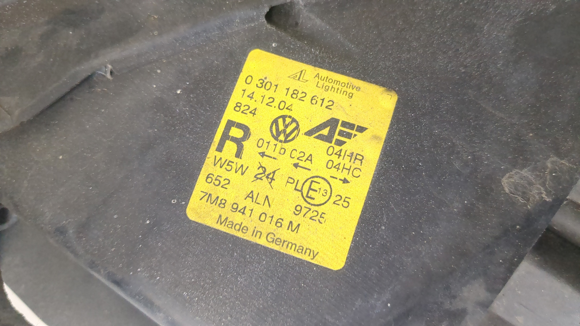 Фара правая