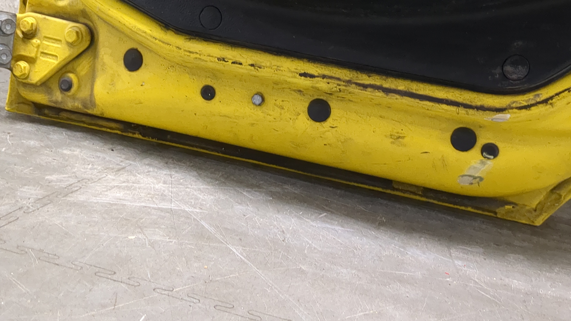 Дверь передняя правая