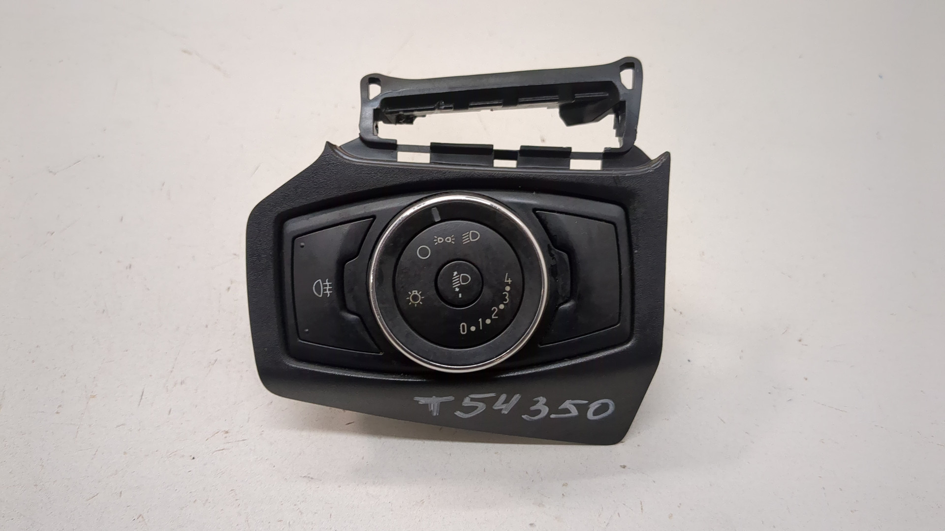 Переключатель света фар